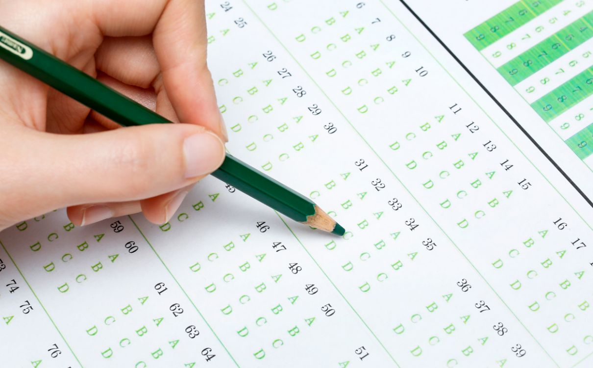 期中成绩，老师如何私发成绩让家长查询？